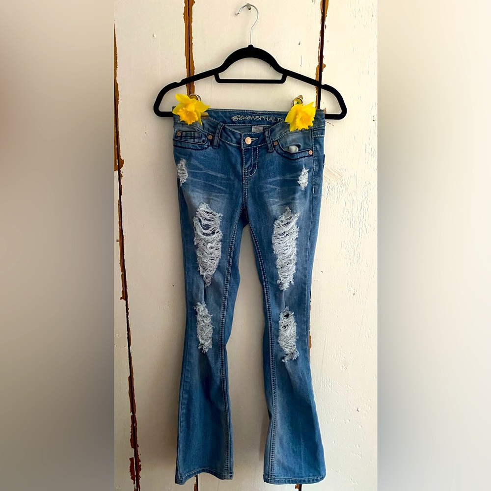 Blue Asphalt Distressed Jeans : Size 1 Short